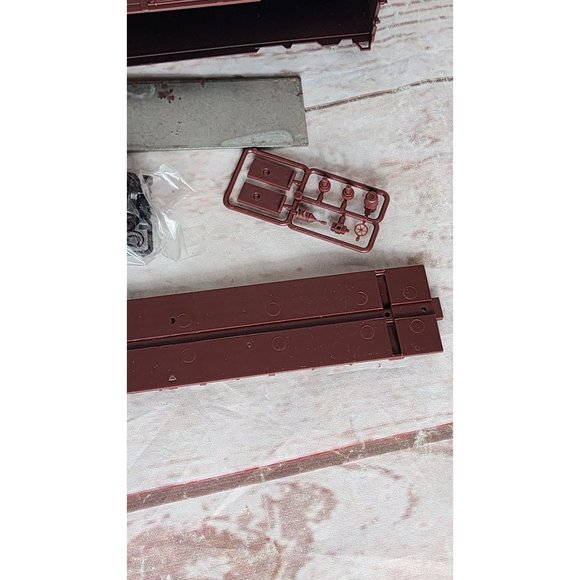 Accurate Equipped Accurail USA Made C&NW #3513 AAR 40’ Steel Box Model Train - Picture 5 of 10